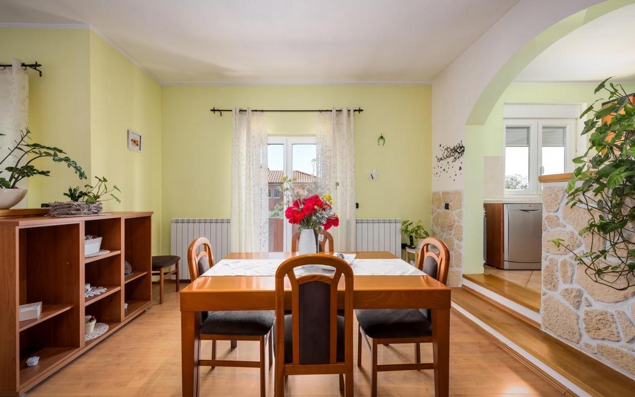 Iva House With Apartment Umag Exterior foto